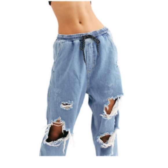 FREE PEOPLE Sloane Destructed Joggers NWT M BL - Picture 4 of 4
